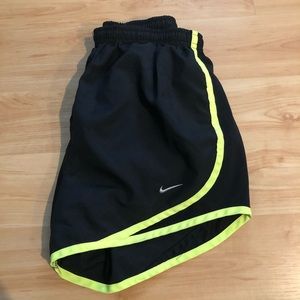 Nike Athletic Running Shorts Tempo